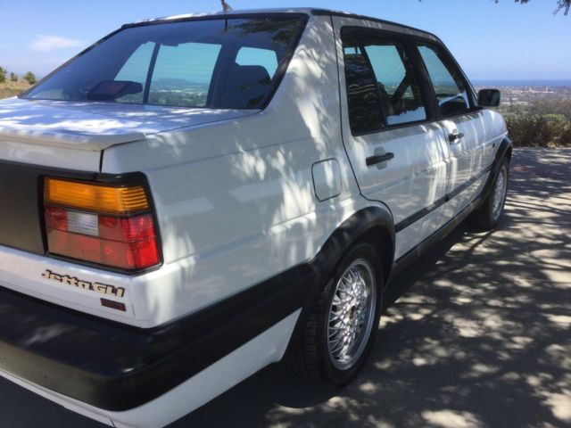 1992 Volkswagen Jetta GLI - photo 2