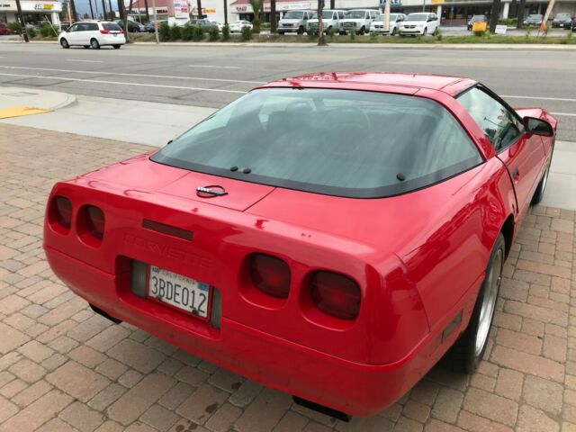 1992 Chevrolet Corvette RED - photo 10