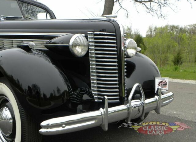 1938 Buick Special 4 Door Sedan - photo 10