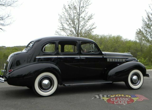 1938 Buick Special 4 Door Sedan - photo 6