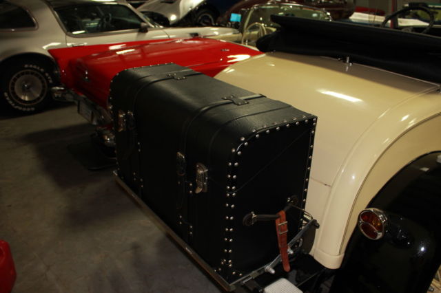 1929 Ford Model A Light Yellow, black top - photo 4