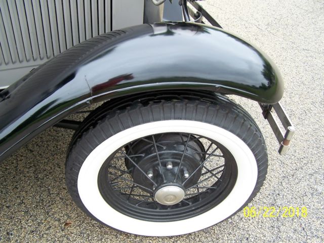 1931 Ford Model A Sport Coupe - photo 12
