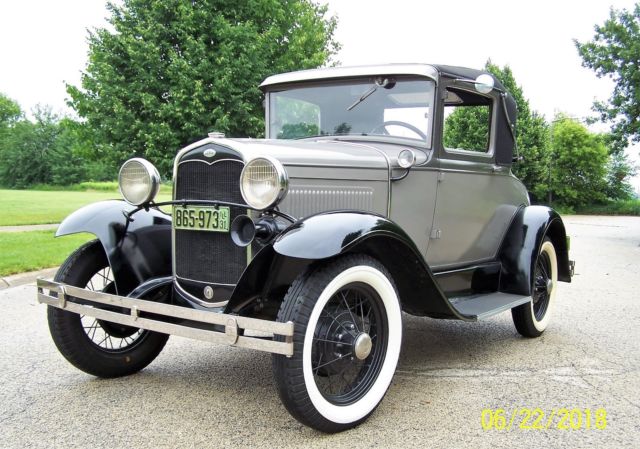 1931 Ford Model A Sport Coupe - photo 2
