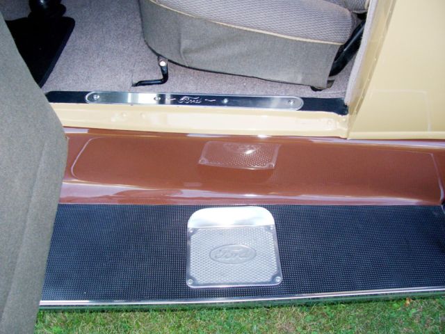 1930 Ford Model A - photo 8