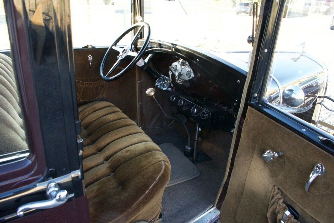 1930 Ford Model A V8 - photo 10