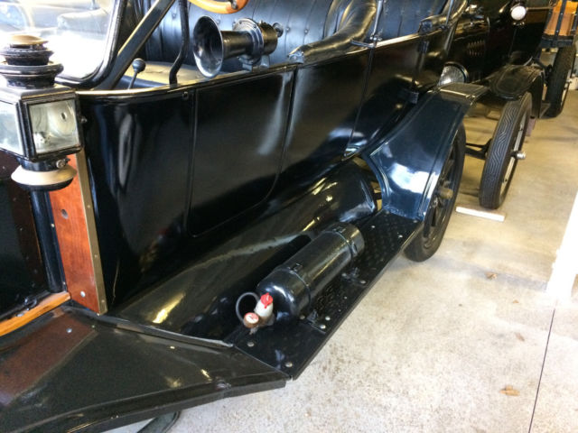 1914 Ford Model T - photo 12