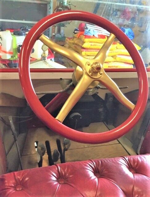 1918 Ford Model T Touring white body/red pin stripe - photo 10