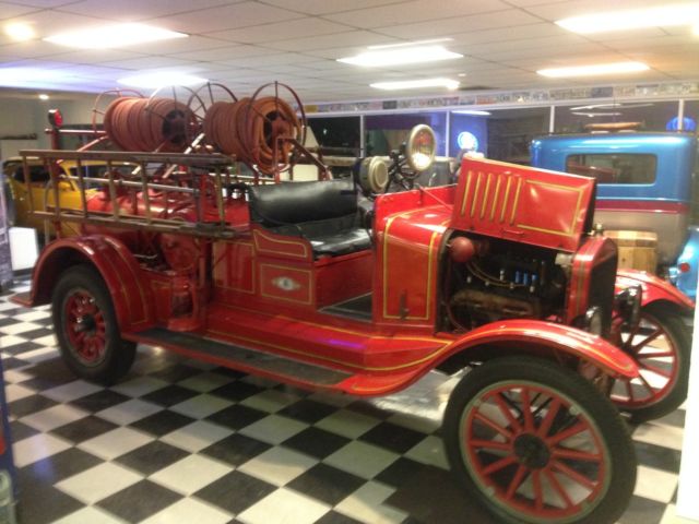 Model TT TRIPLE TANK CHEMICAL FIRE ENGINE ORIGINAL BOYER APPARATUS 1924 Ford Model T
