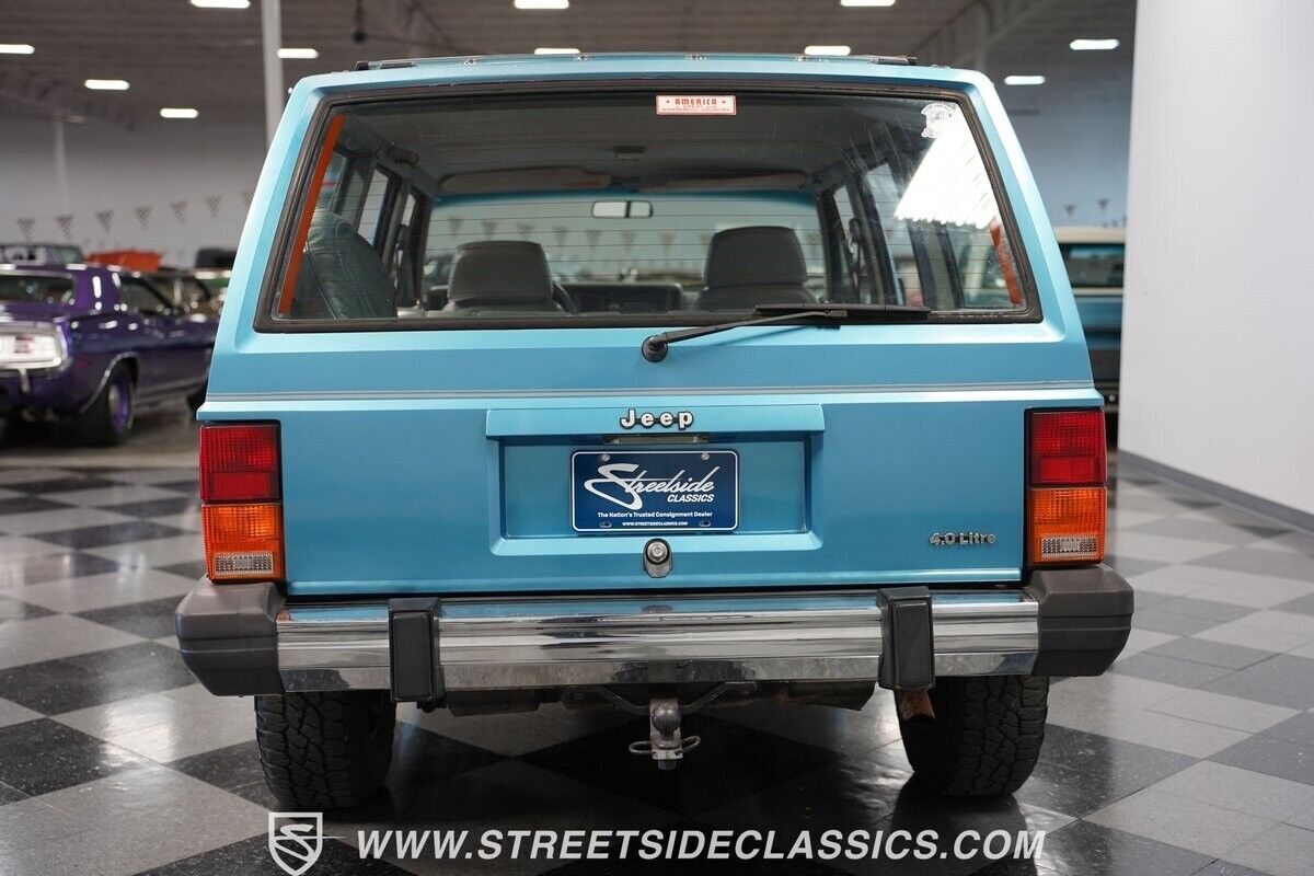1989 Jeep Cherokee Pioneer 4x4 - photo 11