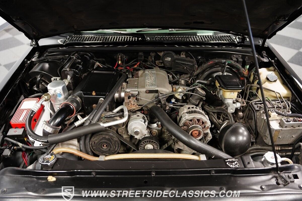 1993 GMC Typhoon - photo 4