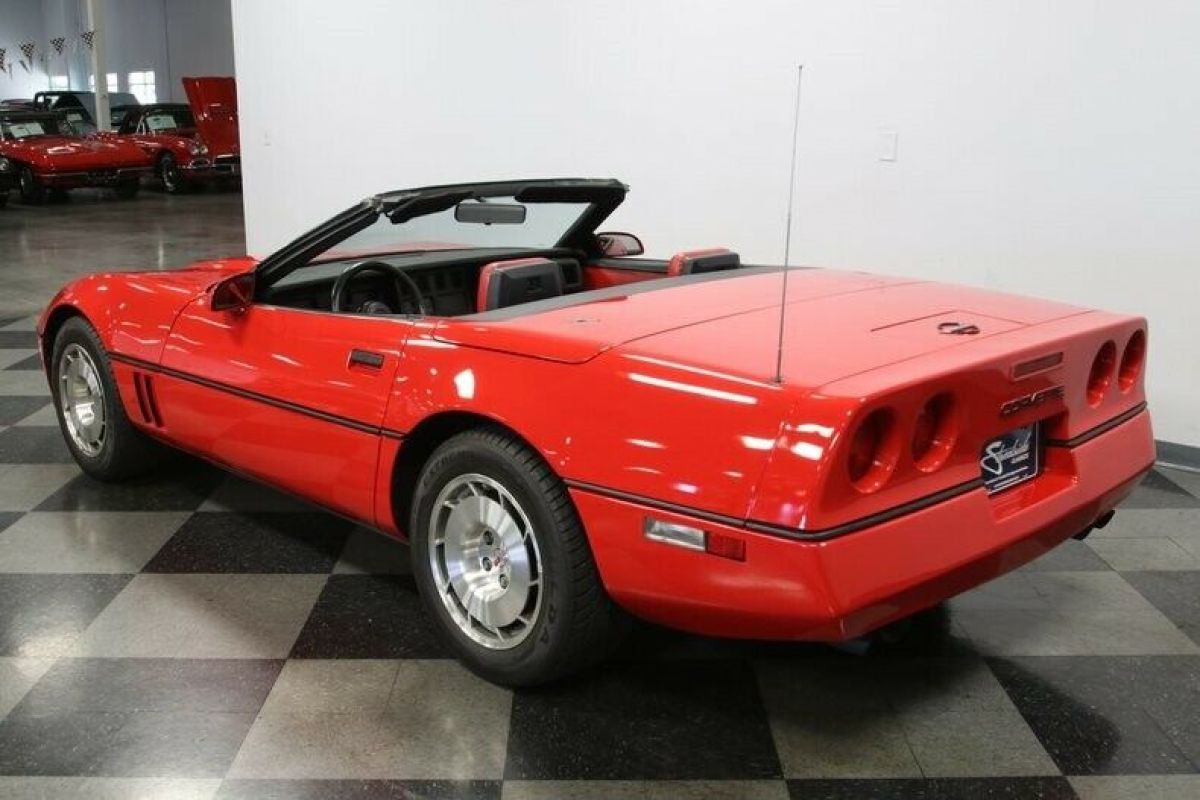 1986 Chevrolet Corvette Convertible - photo 11