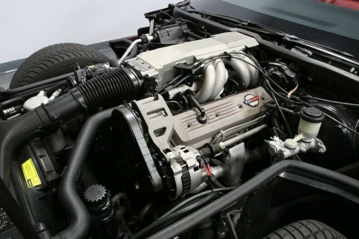 1986 Chevrolet Corvette Convertible - photo 3