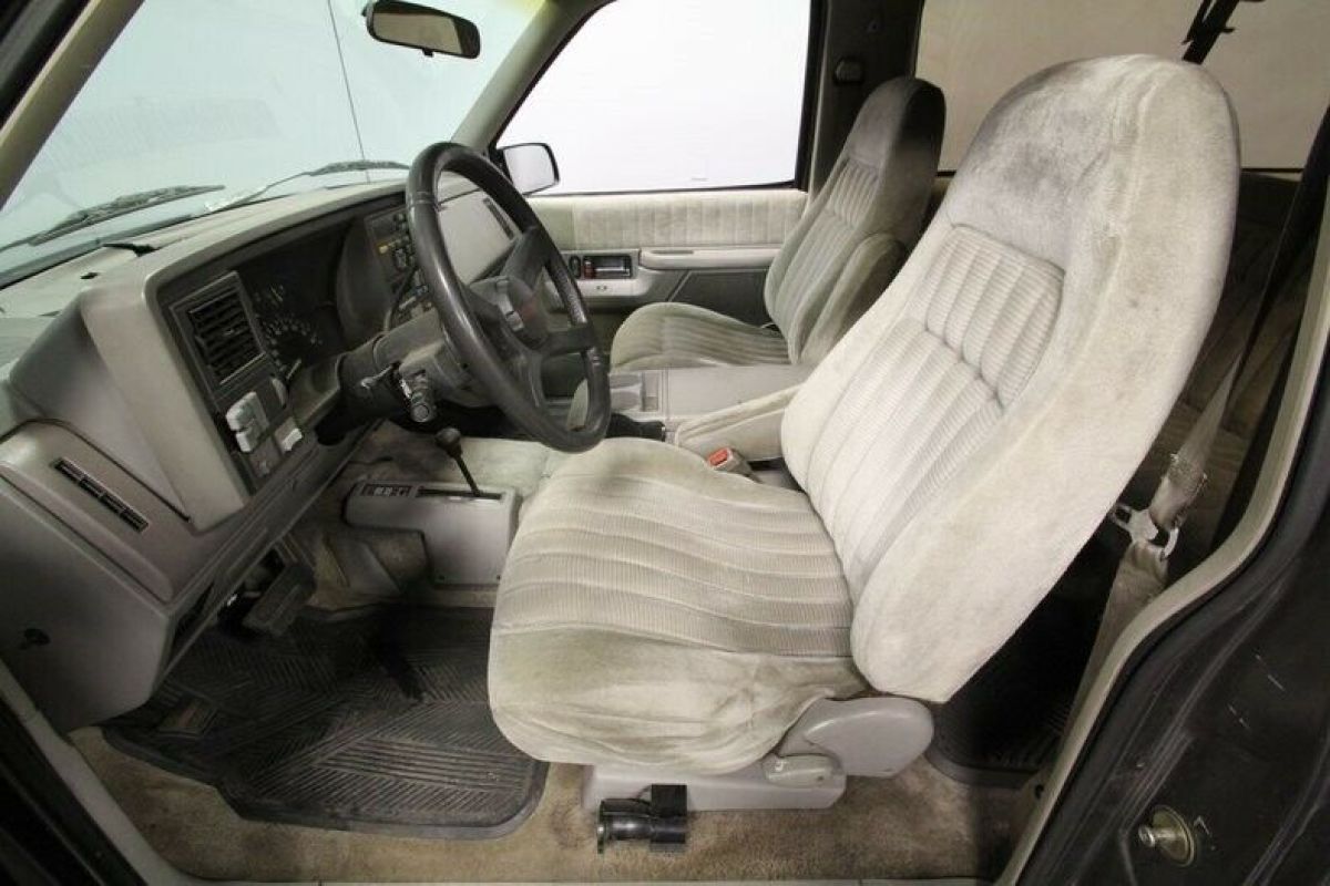 1993 Chevrolet Blazer K5 4X4 Silverado - photo 7