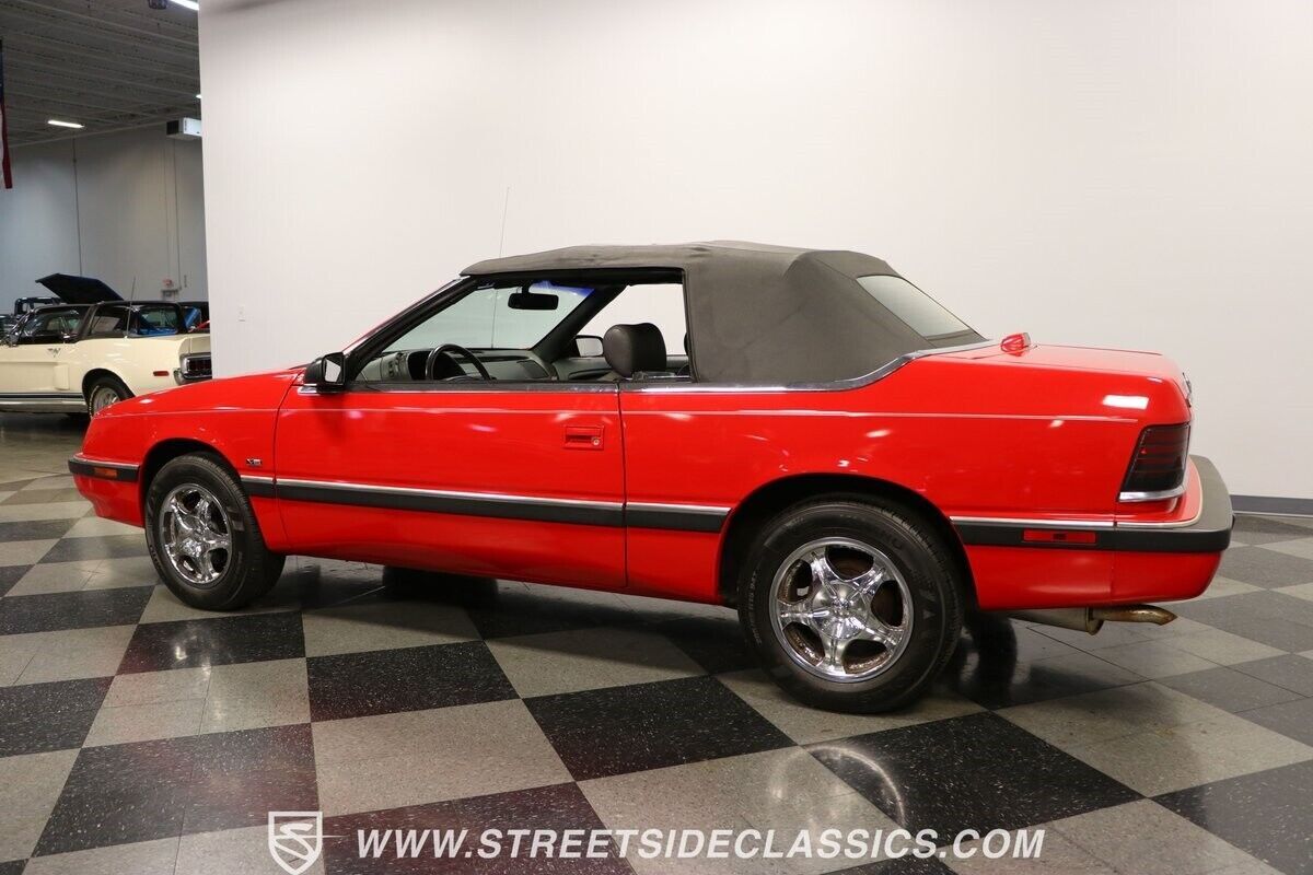 1992 Chrysler LeBaron Convertible - photo 9