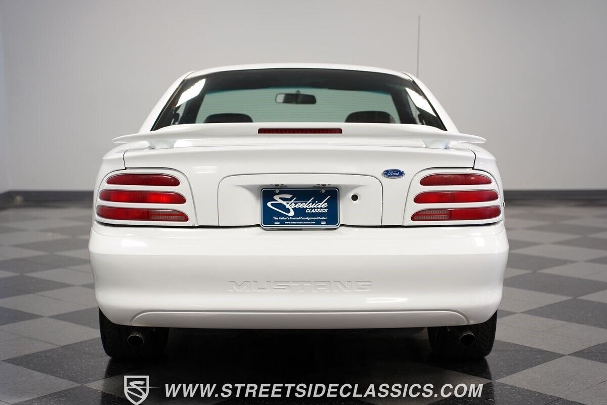 1994 Ford Mustang SVT Cobra - photo 12