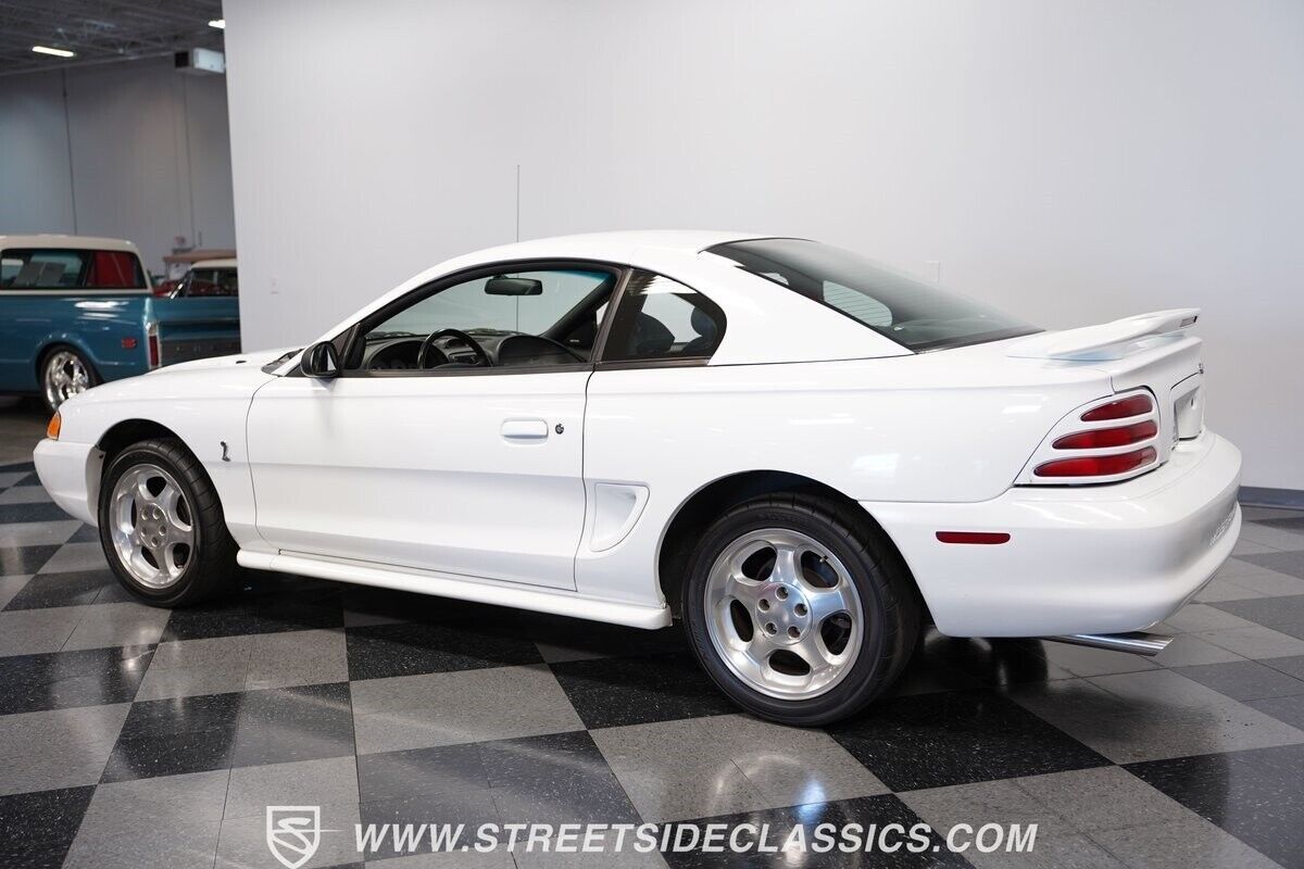1994 Ford Mustang SVT Cobra - photo 9