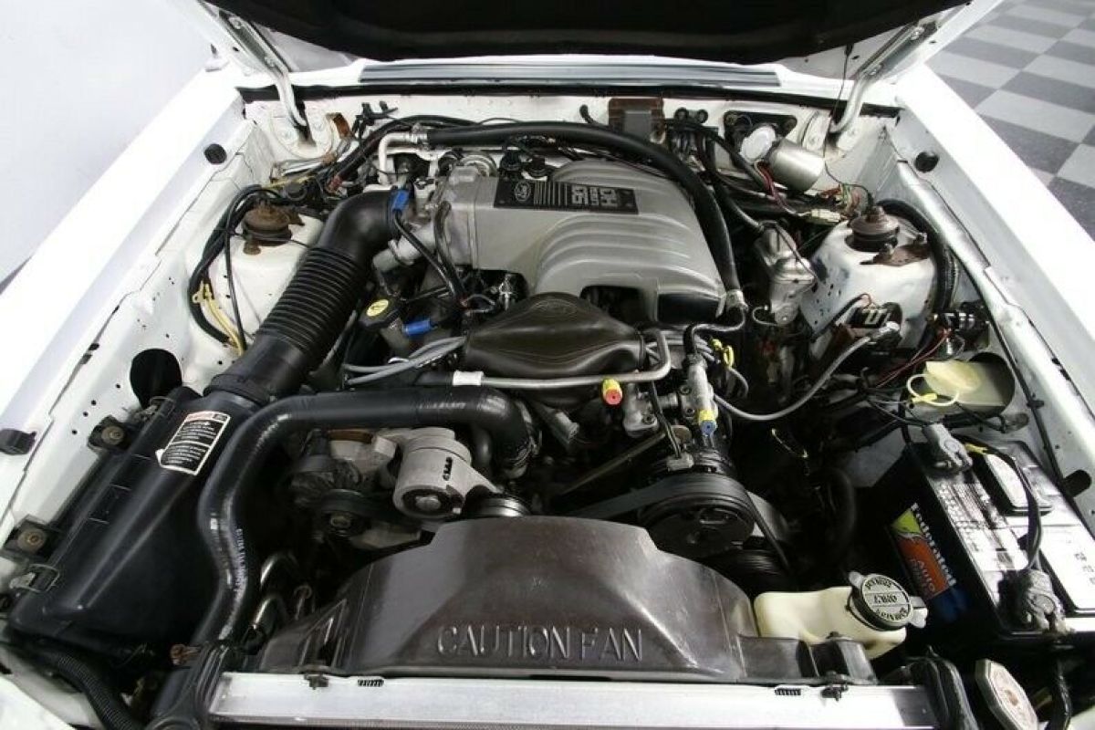 1986 Ford Mustang GT - photo 3