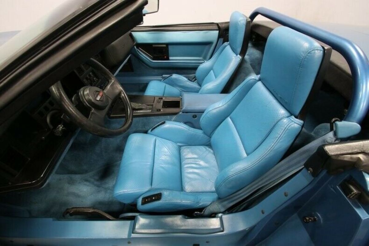 1987 Chevrolet Corvette Convertible - photo 6