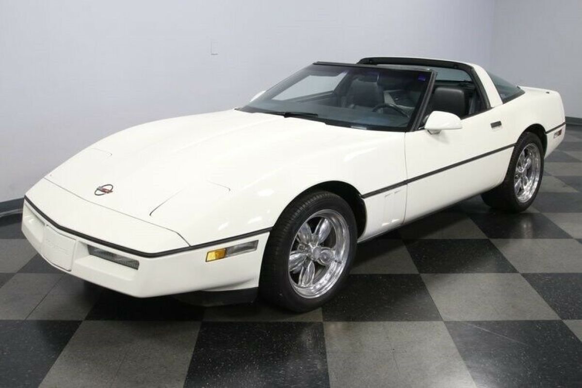 1985 Chevrolet Corvette - photo 6