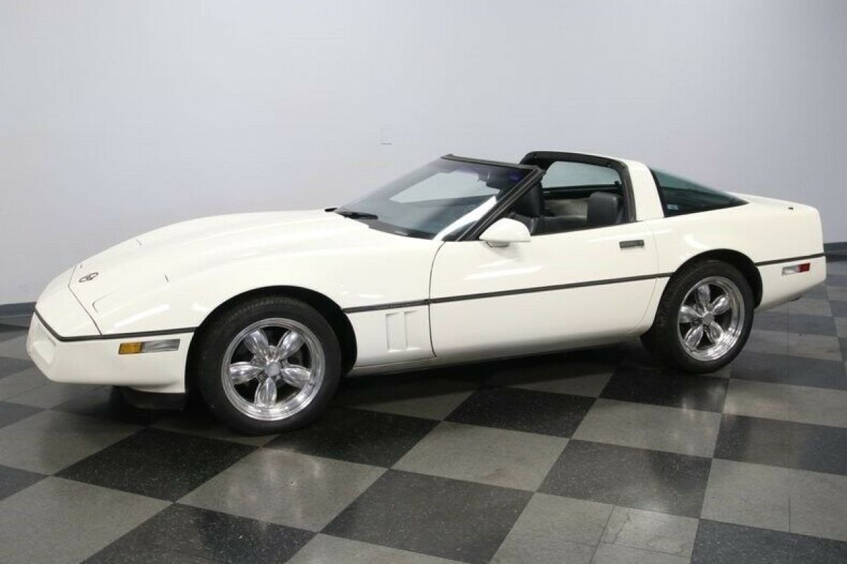1985 Chevrolet Corvette - photo 7