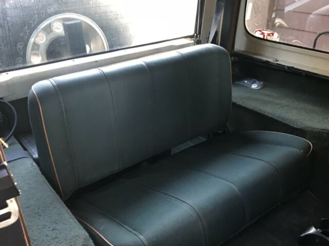 1992 Jeep Wrangler Sahara - photo 8
