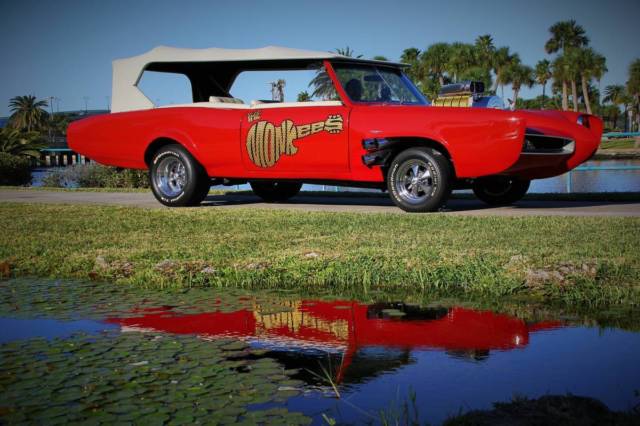 Monkees Monkeemobile 1967 Pontiac GTO Tribute Car Built by Dean Jeffries Signed 1967 Pontiac GTO Monkeemobile Custom
