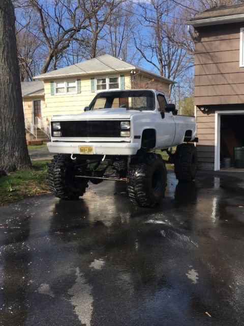 1984 Chevrolet C/K Pickup 2500 - photo 2