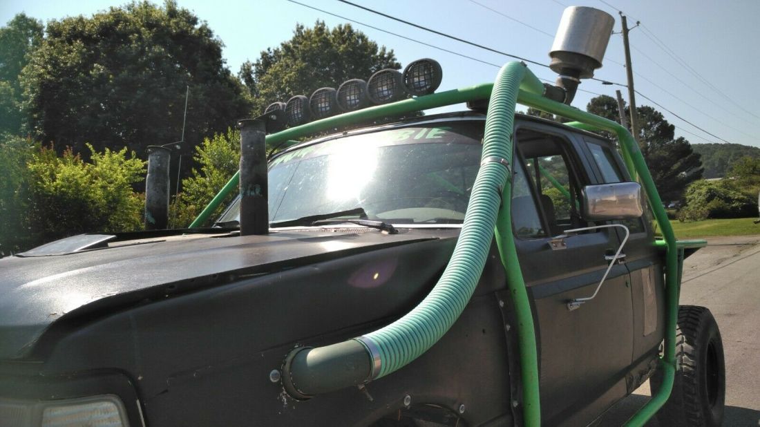 1992 Ford F-250 Lifted Monster truck w/ headers and chimney Pipe - photo 6