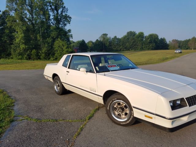 1983 Chevrolet Monte Carlo - photo 4