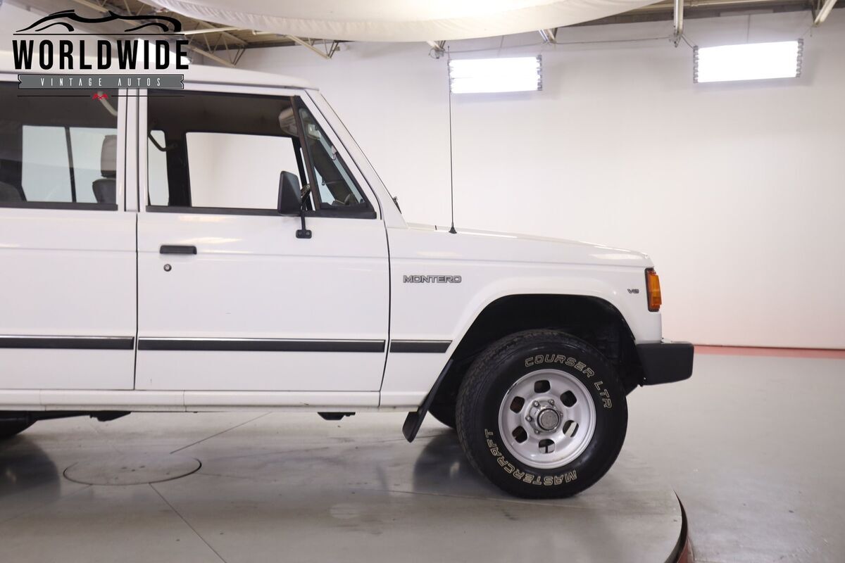 1990 Mitsubishi Montero - photo 8