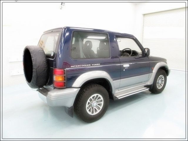 1991 Mitsubishi Montero - photo 3