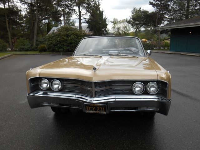 1967 Chrysler 300 Series - photo 3