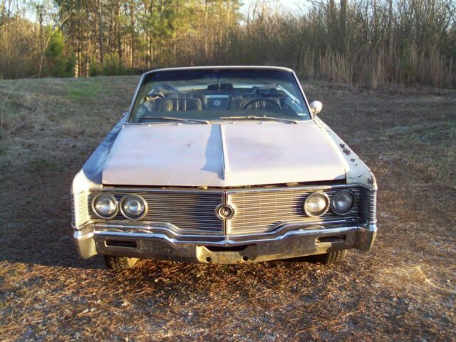 1968 Chrysler Imperial LeBaron - photo 2