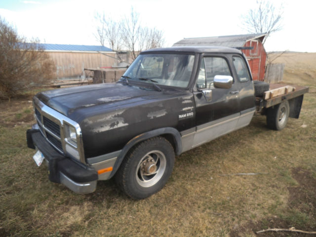MOPAR DODGE 1992 D250 3/4 TON 5.9 CUMMINS FIVE SPEED. 1992 Dodge Other Pickups