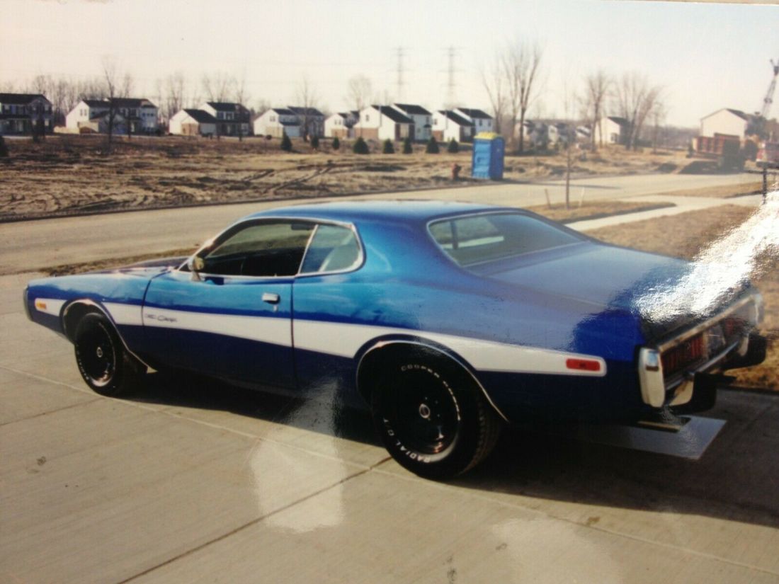 1974 Dodge Charger - photo 2