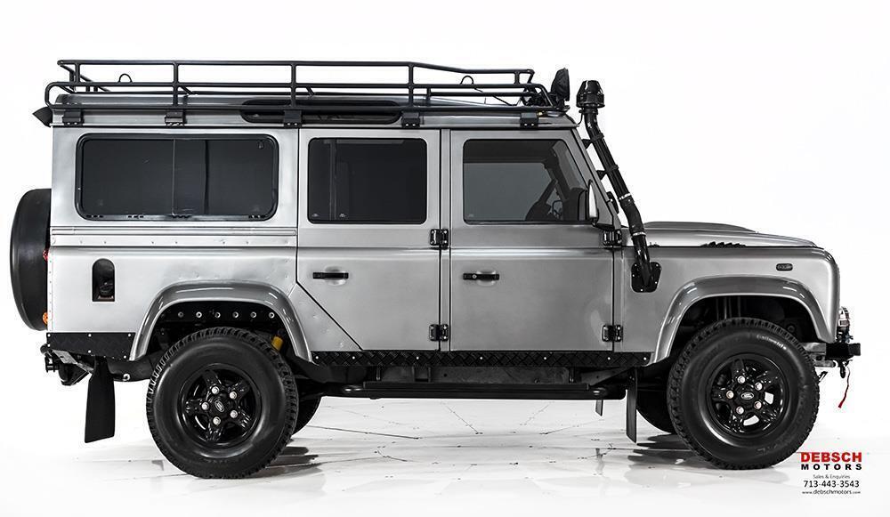 1989 Land Rover 110 Galvanized Chassis, Air-Condition, Power Windo - photo 6