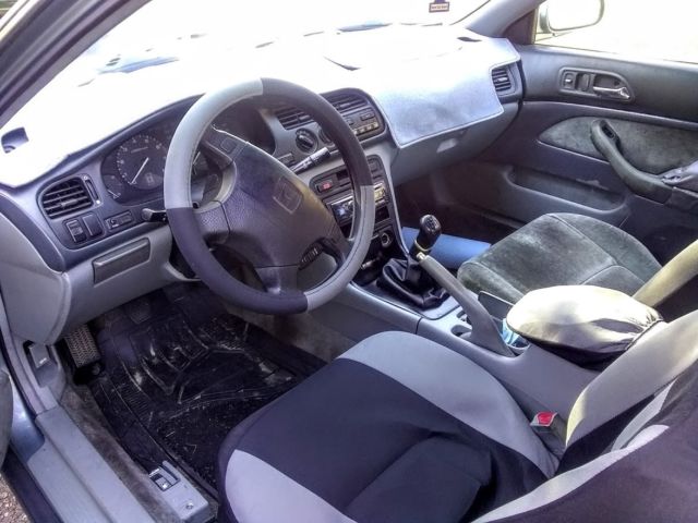 1994 Honda Accord LX - photo 8