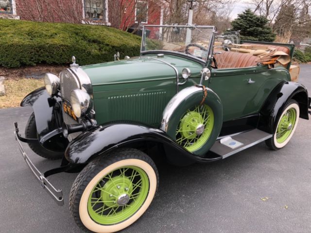 1930 Ford Model A Deluxe Roadster - photo 4