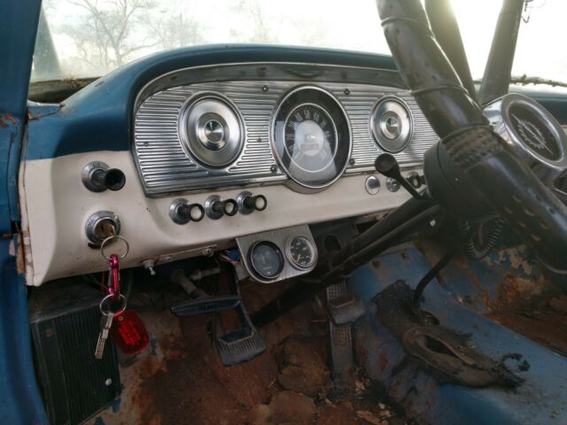 Mostly original 1962 FORD F100 4x4. 292 V8. 1962 Ford F-100 Custom Cab