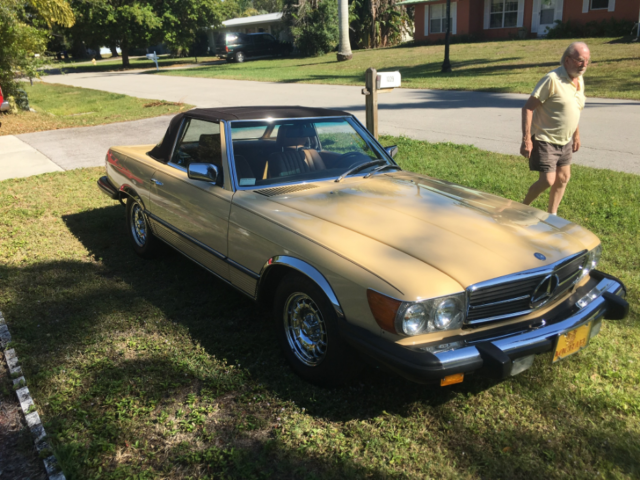 Multiple concourse winning, pristine all original example 1985 Mercedes-Benz 380SL