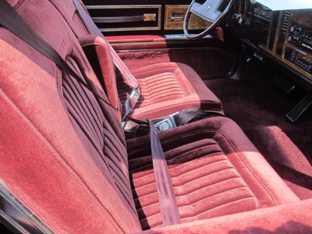 1985 Buick Riviera Coupe - photo 12