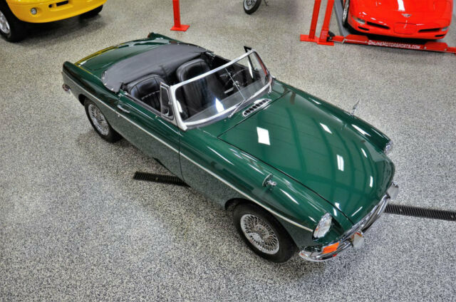 MUSEUM QUALITY RESTORED 1966 MGB ROADSTER 4 SPEED WITH OVERDRIVE MGA MIDGET 1966 MG MGB
