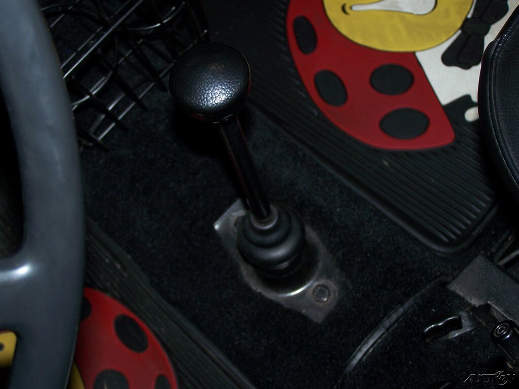 1975 Volkswagen Beetle - Classic 33K FUEL INJ 1.6 4-SPD CABRIOLET CONVERTIBLE - photo 10