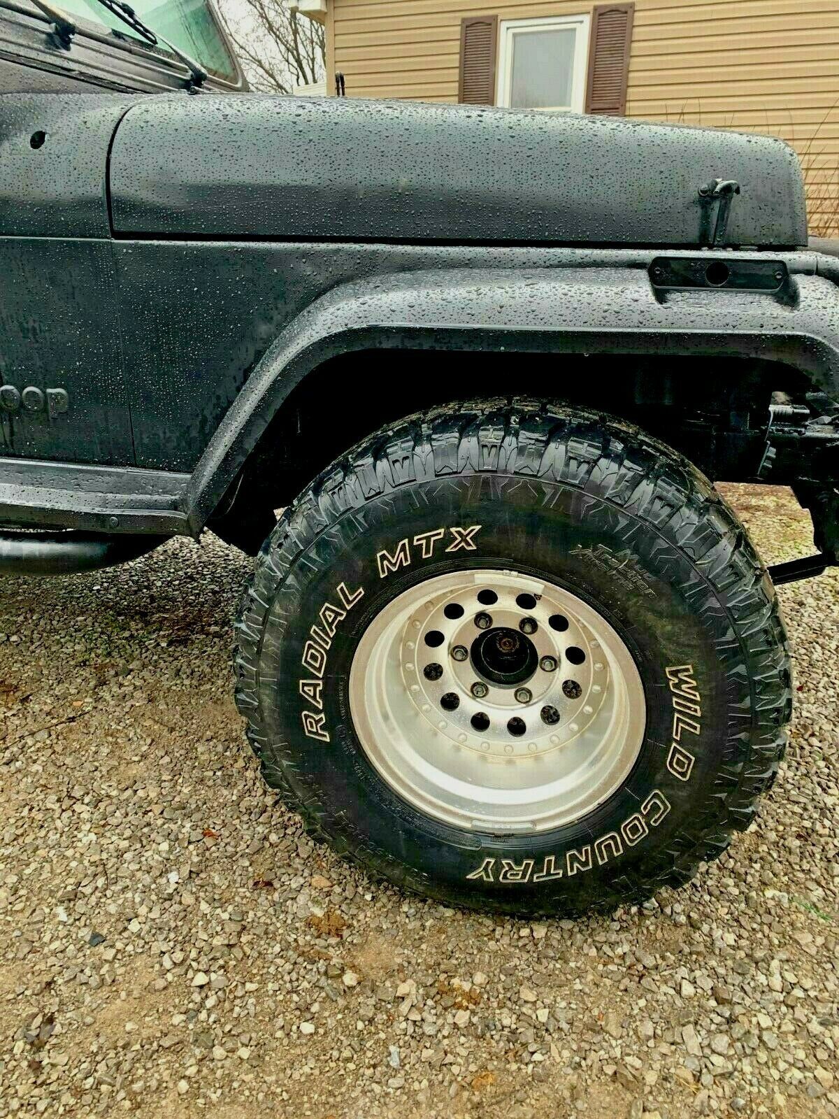 1993 Jeep Wrangler base - photo 3
