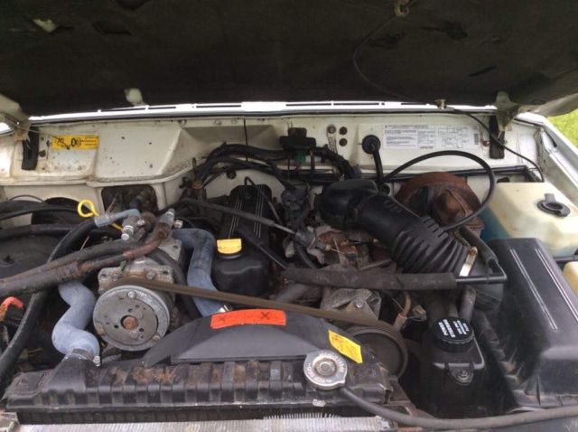 1990 Jeep Comanche Pioneer - photo 12