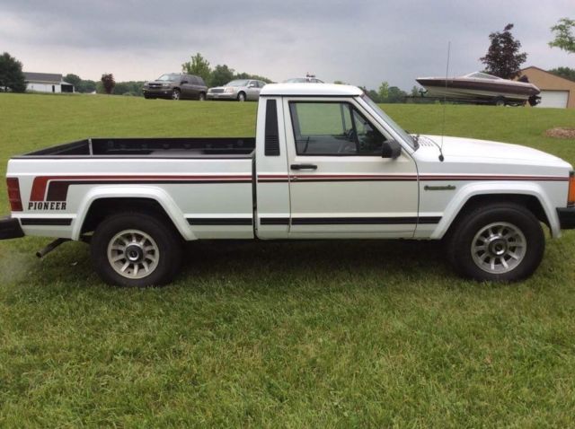 1990 Jeep Comanche Pioneer - photo 8