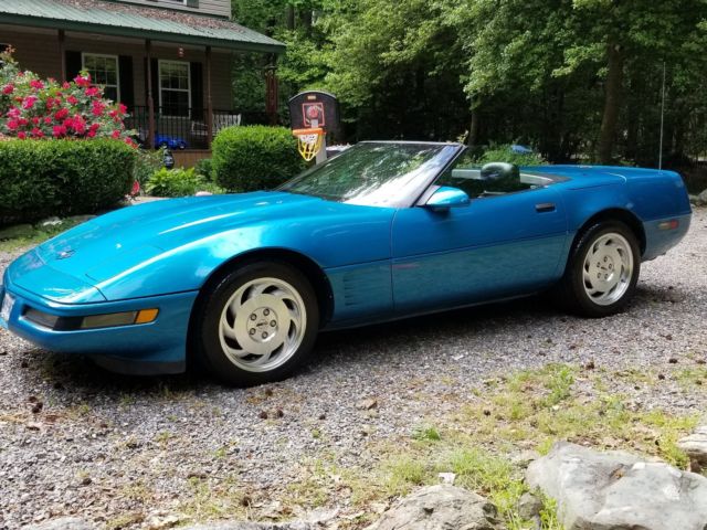 MUST SEE!!! 1993 CHEVROLET CORVETTE 40th ANNIVERSARY EDITION! RUNS LIKE A DREAM! 1993 Chevrolet Corvette 40th ANNIVERSARY EDITION
