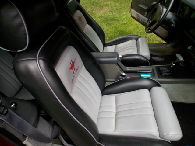 1986 Ford Mustang LX custom - photo 7