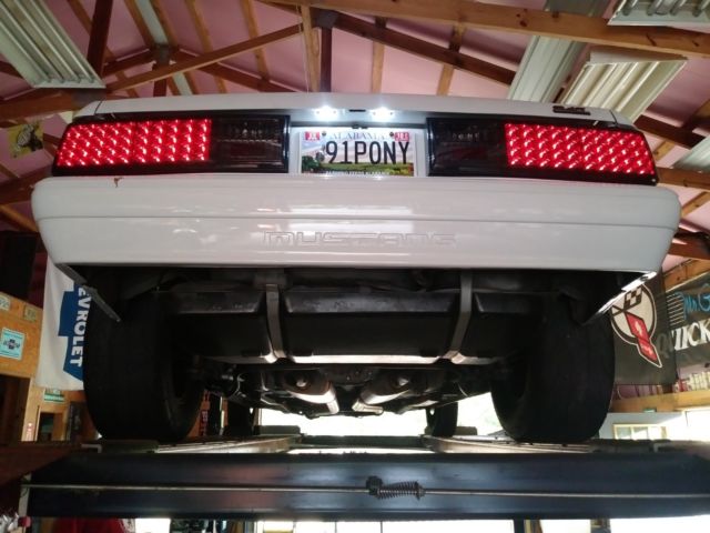 1991 Ford Mustang - photo 12