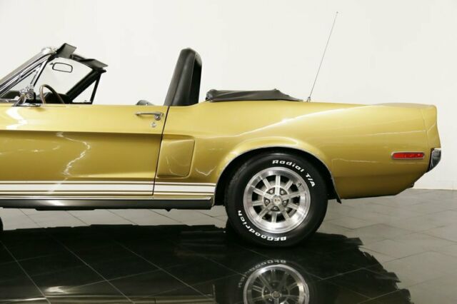 1968 Shelby Mustang GT350 - photo 9